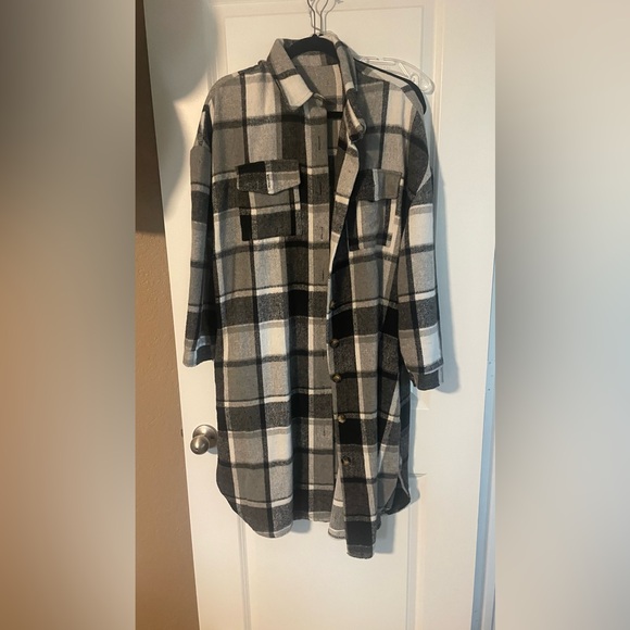 Full length plaid coat. - Picture 2 of 4